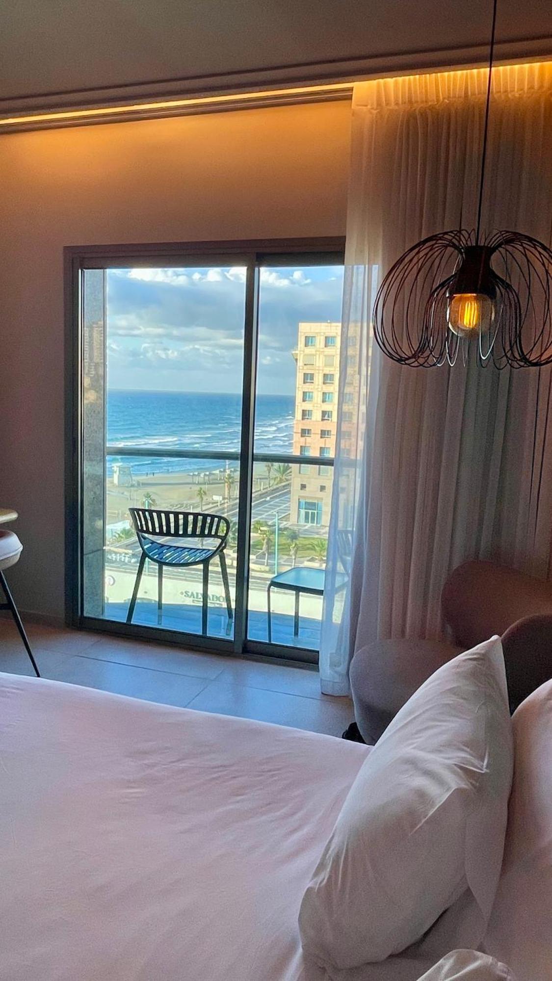 Suite On The Beach Хайфа Экстерьер фото
