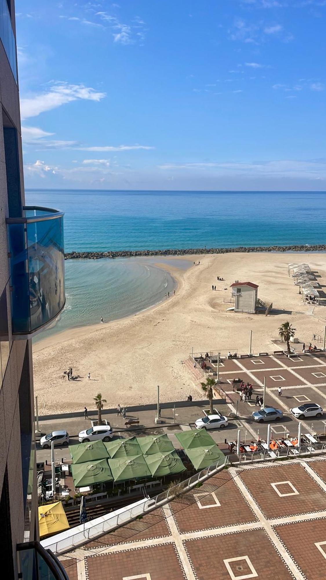 Suite On The Beach Хайфа Экстерьер фото